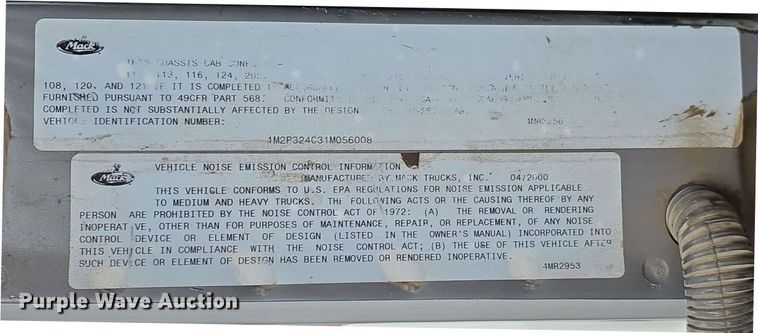 image for item DW3186 2001 Mack RD688S dump truck