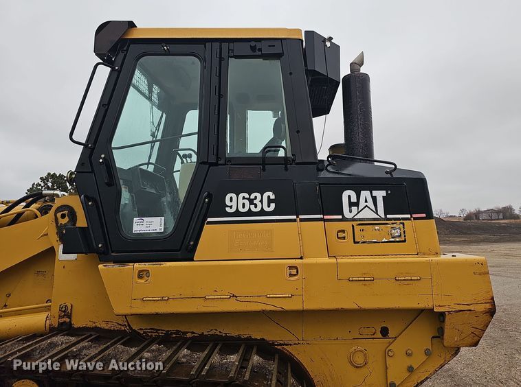 image for item DW3187 2001 Caterpillar 963C track loader