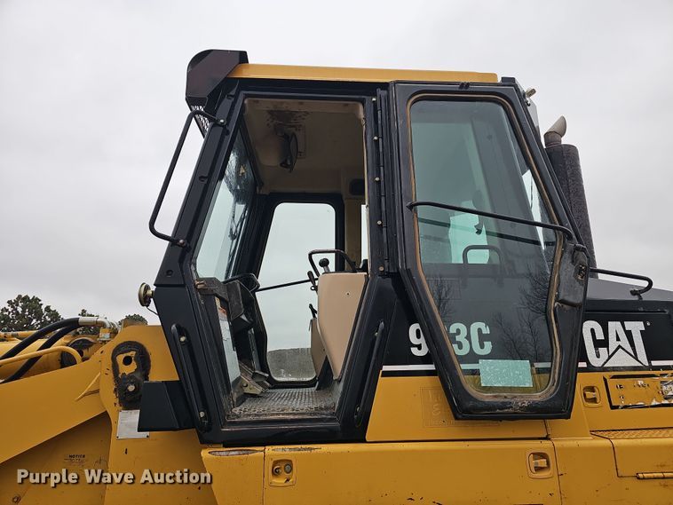 image for item DW3187 2001 Caterpillar 963C track loader