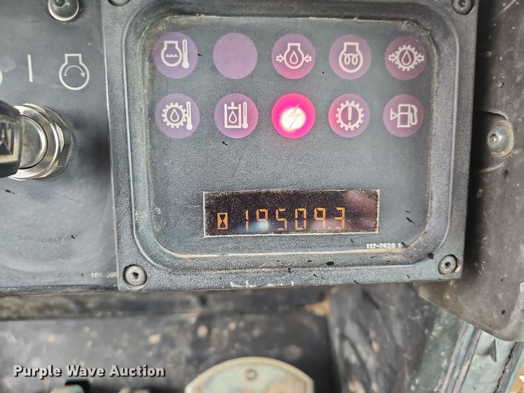 image for item DW3187 2001 Caterpillar 963C track loader