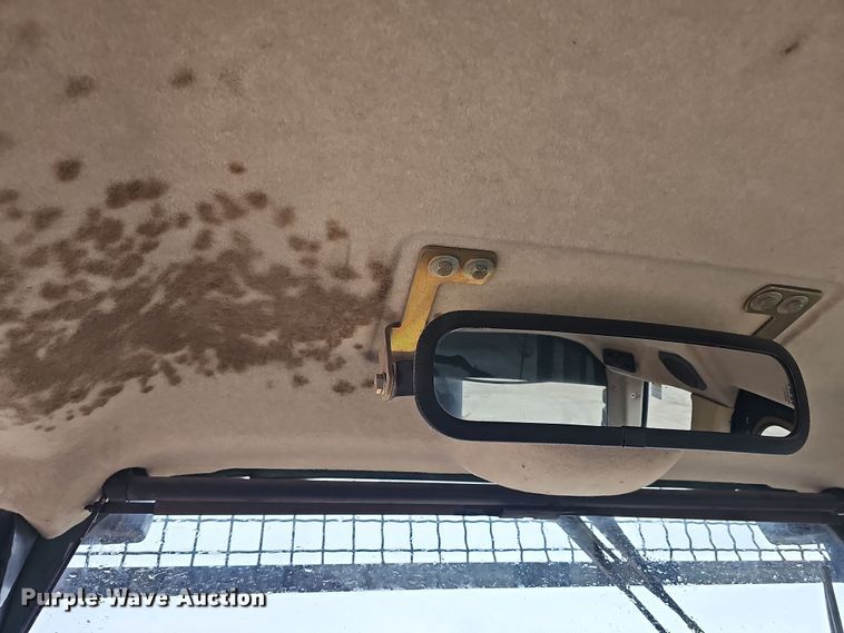 image for item DW3187 2001 Caterpillar 963C track loader