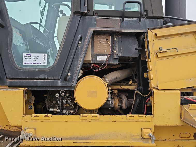 image for item DW3187 2001 Caterpillar 963C track loader
