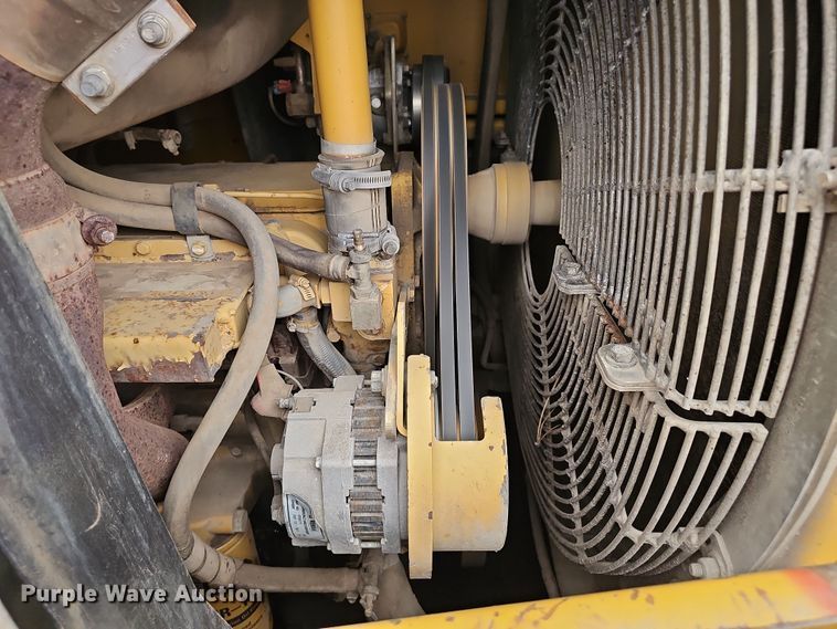 image for item DW3187 2001 Caterpillar 963C track loader