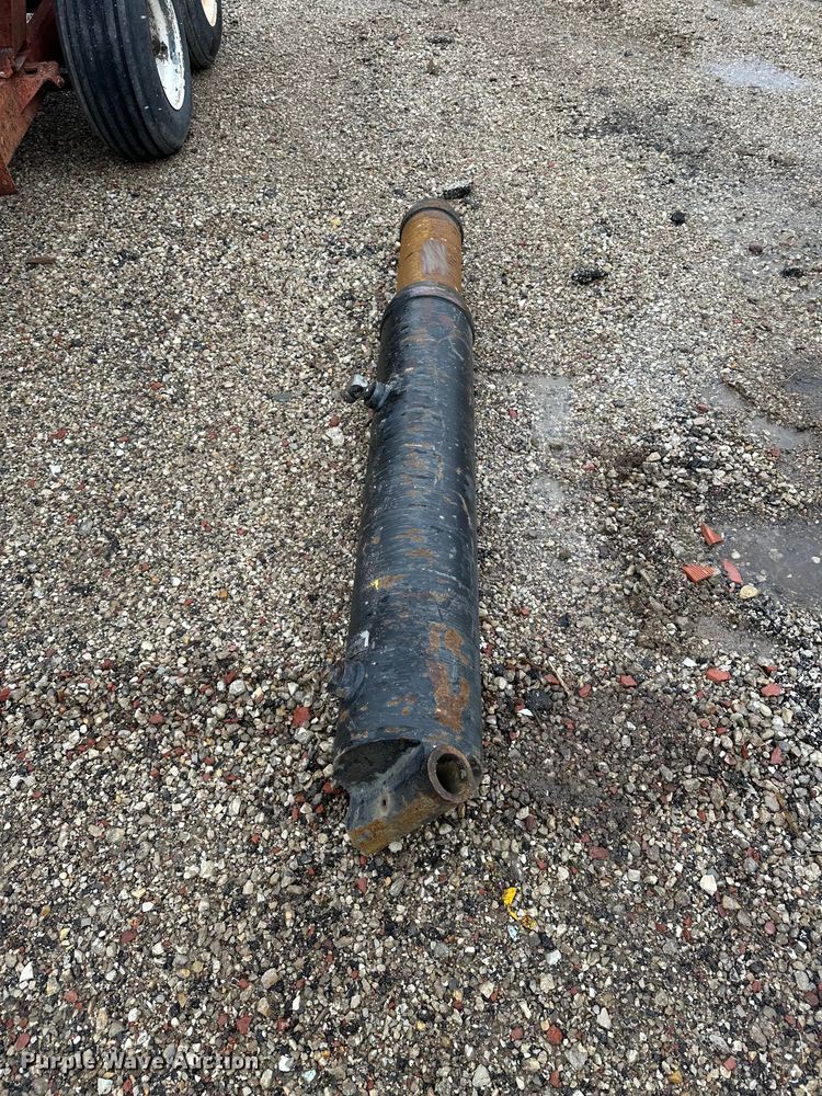 image for item DY0536 Dump truck bed