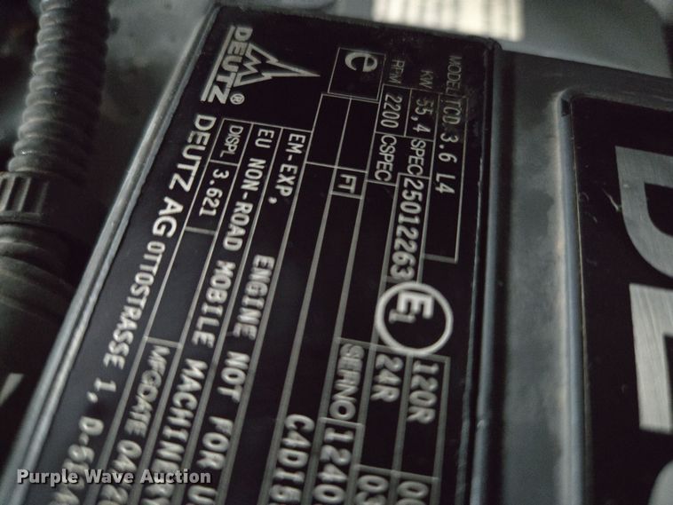 image for item EC3462 2019 Case SV208D single drum vibratory roller