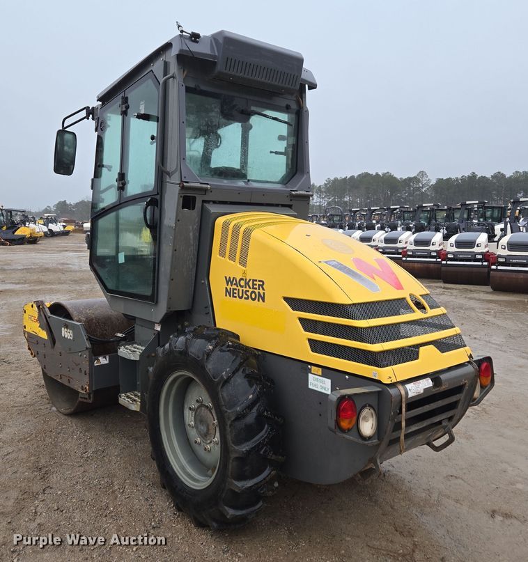 image for item EC3463 Wacker Neuson RC50 single drum vibratory roller