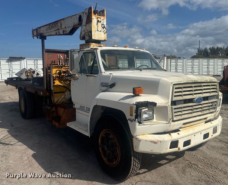 image for item EC3469 1987 Ford F700 crane truck