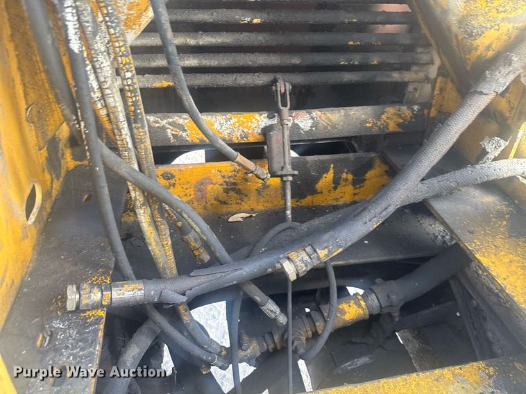 image for item EC3469 1987 Ford F700 crane truck