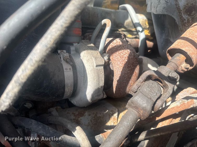 image for item EC3469 1987 Ford F700 crane truck