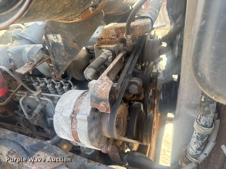 image for item EC3469 1987 Ford F700 crane truck