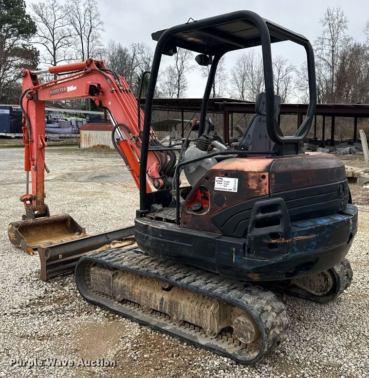 image for item EC3475 2007 Kubota KX121-3 mini excavator