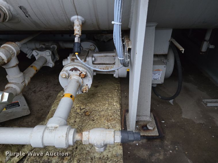 image for item EC3989 2006 Profile Compression Whisper 95LP air compressor