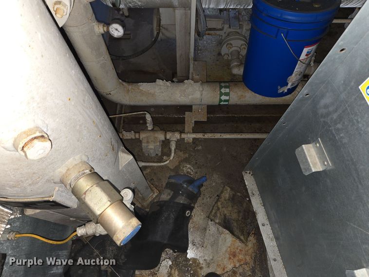 image for item EC3989 2006 Profile Compression Whisper 95LP air compressor