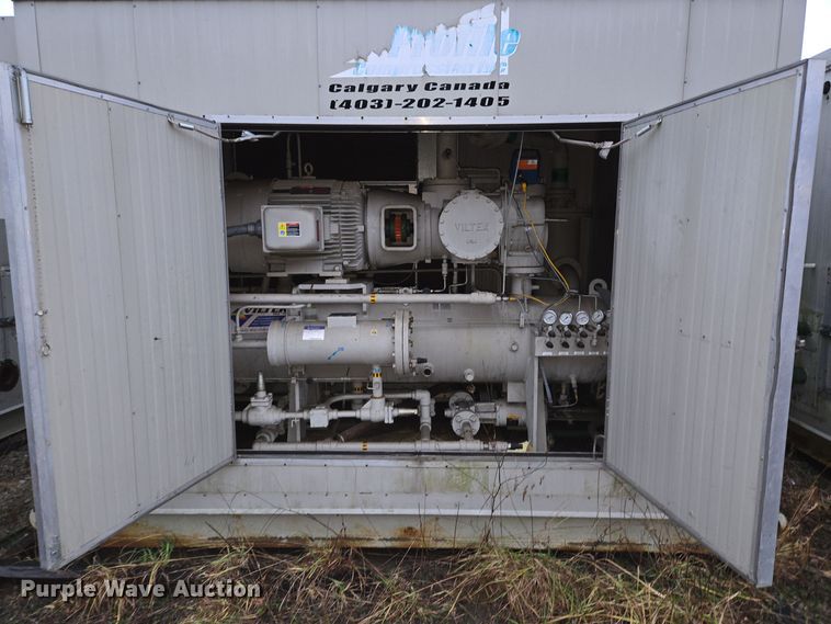 image for item EC3990 2006 Profile Compression Whisper 95 air compressor