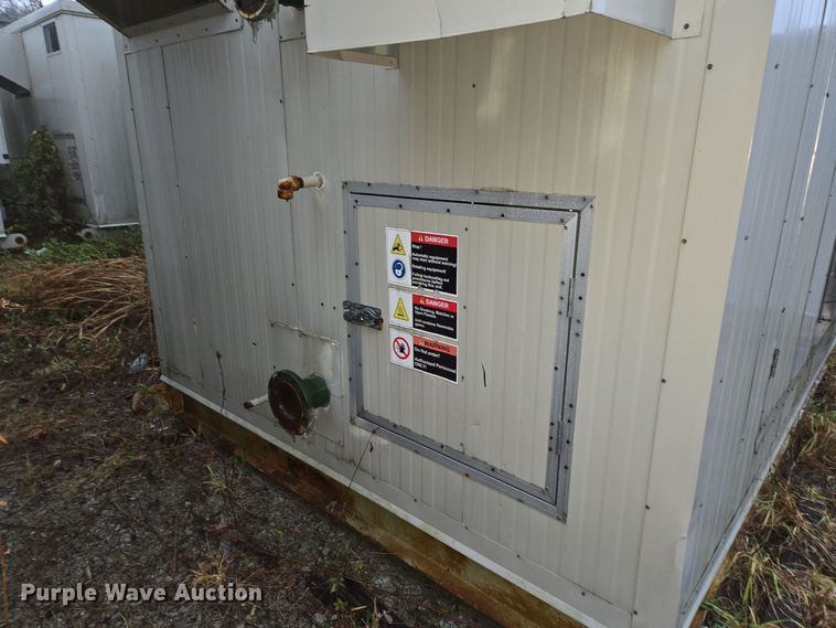 image for item EC3990 2006 Profile Compression Whisper 95 air compressor