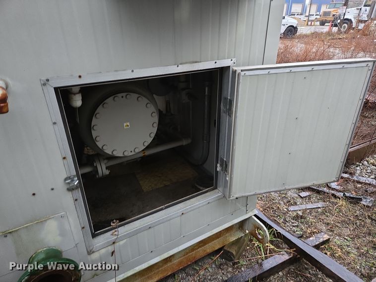 image for item EC3990 2006 Profile Compression Whisper 95 air compressor