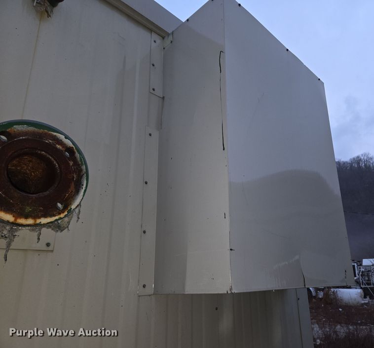 image for item EC3990 2006 Profile Compression Whisper 95 air compressor