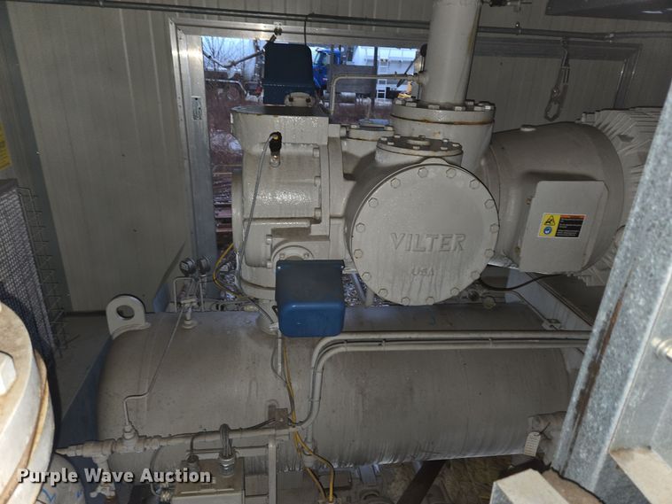 image for item EC3990 2006 Profile Compression Whisper 95 air compressor