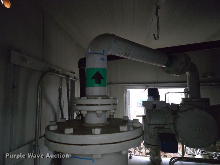 image for item EC3990 2006 Profile Compression Whisper 95 air compressor