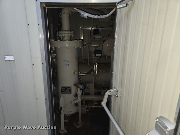 image for item EC3991 2006 Profile Compression Whisper 95LP air compressor