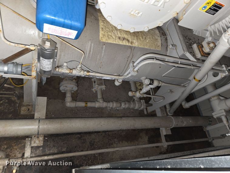 image for item EC3991 2006 Profile Compression Whisper 95LP air compressor