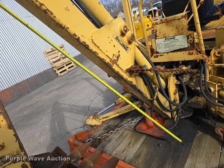 image for item EC3997 1990 Terramite T5B backhoe