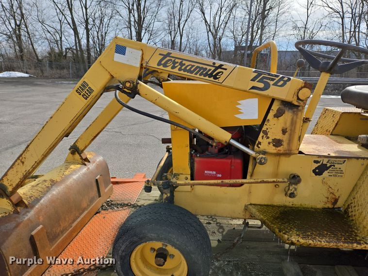 image for item EC3997 1990 Terramite T5B backhoe