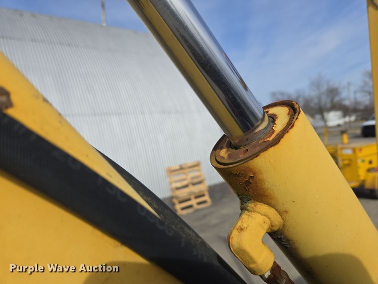 image for item EC3997 1990 Terramite T5B backhoe