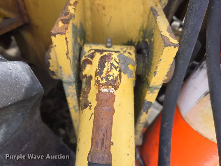 image for item EC3997 1990 Terramite T5B backhoe