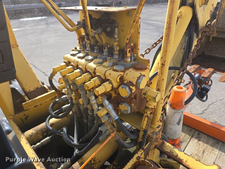 image for item EC3997 1990 Terramite T5B backhoe