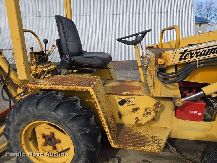 image for item EC3997 1990 Terramite T5B backhoe