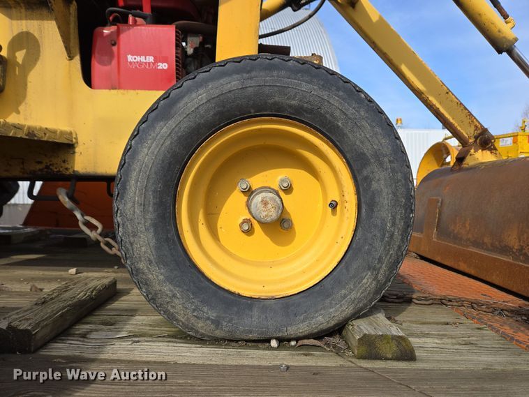 image for item EC3997 1990 Terramite T5B backhoe