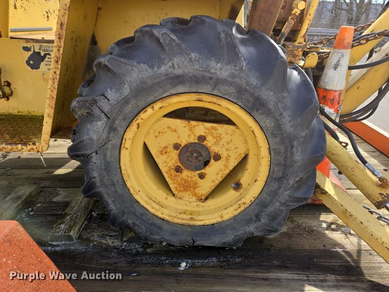 image for item EC3997 1990 Terramite T5B backhoe