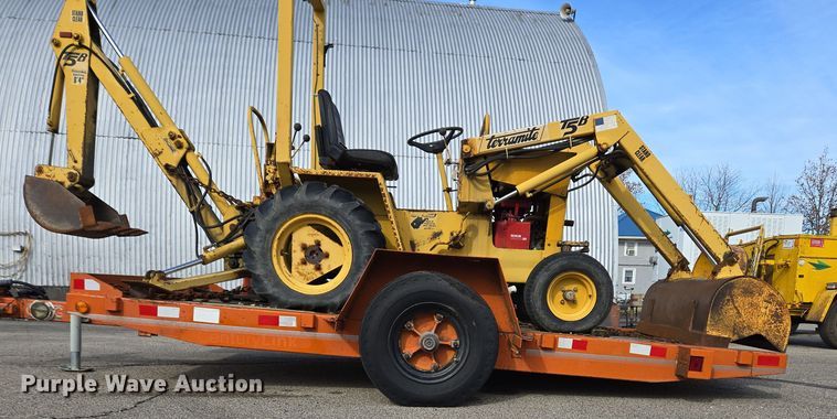 image for item EC3997 1990 Terramite T5B backhoe