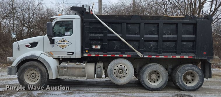 image for item EC4006 2015 Peterbilt 567 dump truck