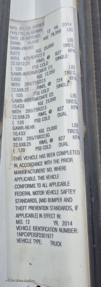 image for item EC4006 2015 Peterbilt 567 dump truck