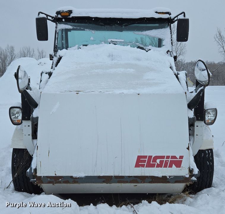 image for item EC4011 Elgin Pelican NP street sweeper