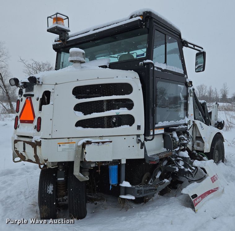 image for item EC4011 Elgin Pelican NP street sweeper