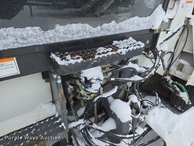 image for item EC4011 Elgin Pelican NP street sweeper