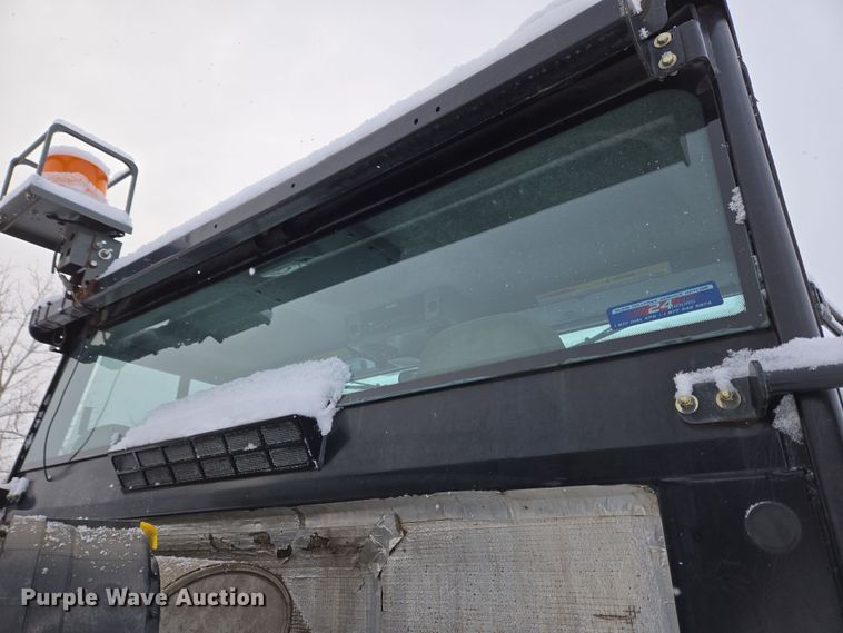 image for item EC4011 Elgin Pelican NP street sweeper