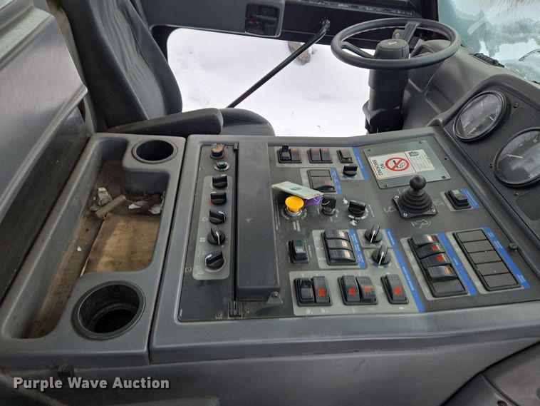 image for item EC4011 Elgin Pelican NP street sweeper