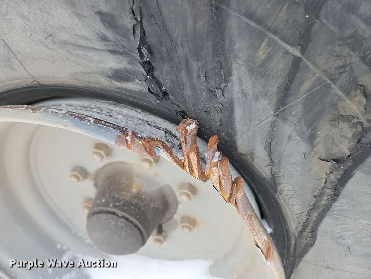 image for item EC4011 Elgin Pelican NP street sweeper