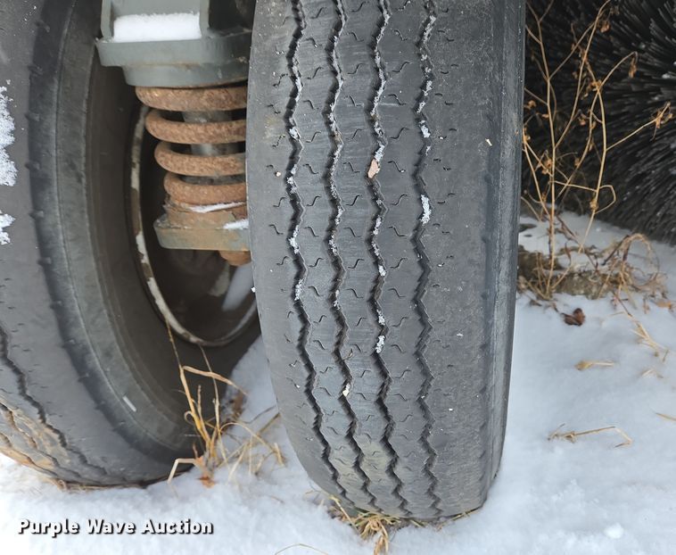 image for item EC4011 Elgin Pelican NP street sweeper