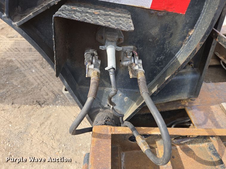 image for item EC4017 2008 X-L Specialized lowboy equipment trailer