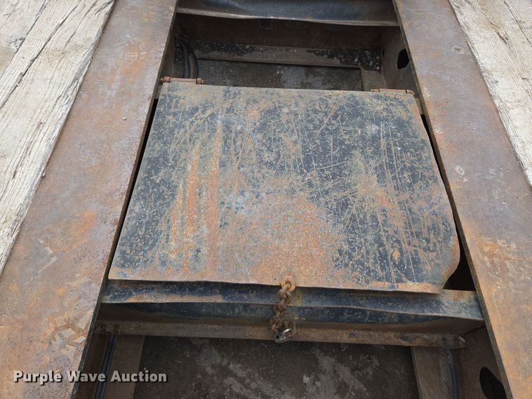 image for item EC4017 2008 X-L Specialized lowboy equipment trailer