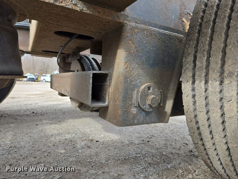 image for item EC4017 2008 X-L Specialized lowboy equipment trailer