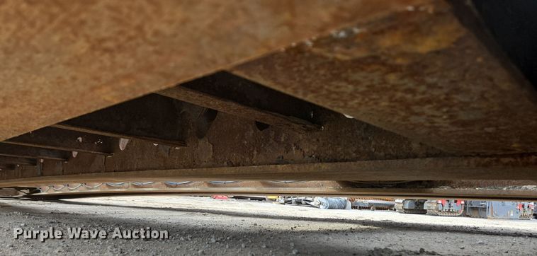 image for item EC4017 2008 X-L Specialized lowboy equipment trailer