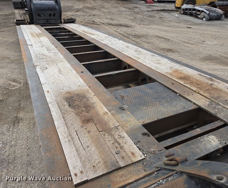 image for item EC4017 2008 X-L Specialized lowboy equipment trailer