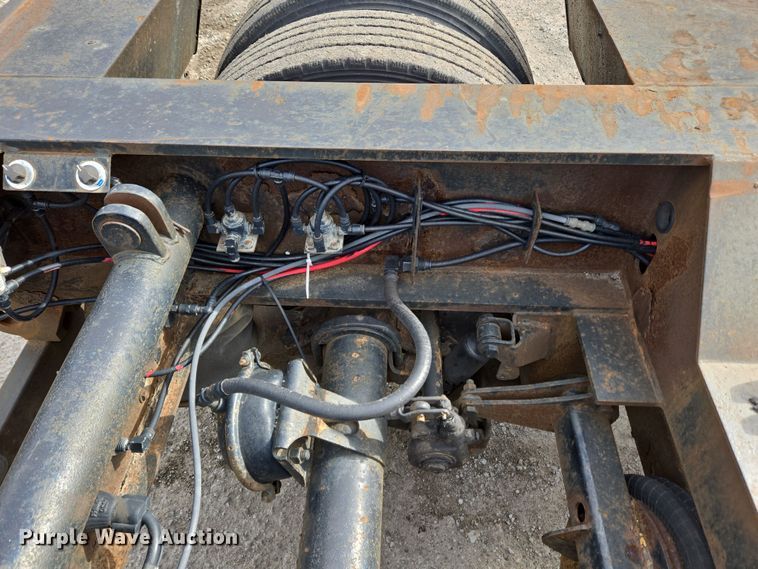 image for item EC4017 2008 X-L Specialized lowboy equipment trailer