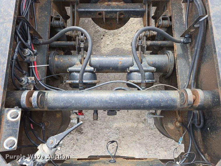 image for item EC4017 2008 X-L Specialized lowboy equipment trailer